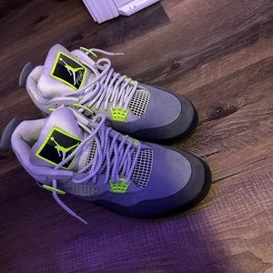 7 different pairs of Jordan’s